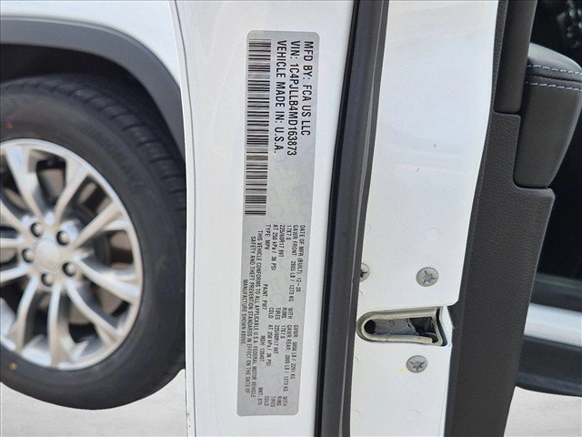 Used 2021 Jeep Cherokee Latitude Plus FWD image 23