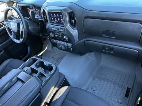 Used 2022 Chevrolet Silverado 1500 Custom image 11