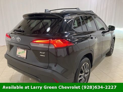 Used 2026 Toyota Corolla Cross XLE image 5