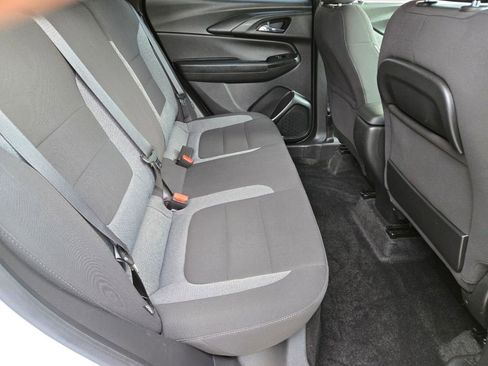 Used 2023 Chevrolet TrailBlazer LS image 17