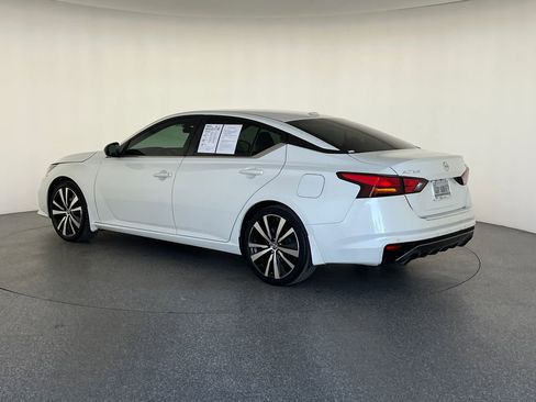 Used 2022 Nissan Altima 2.5 SR image 6