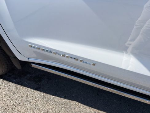 Used 2023 GMC Sierra 1500 Denali w/ Denali Reserve Package image 12