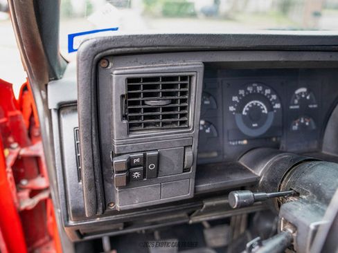 Used 1989 GMC Sierra 1500 2WD Regular Cab image 35