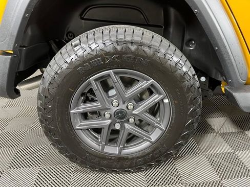 Used 2026 Jeep Wrangler Unlimited Sport AWD/4WD image 12