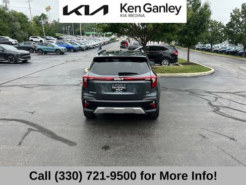 Used 2025 Kia Seltos S AWD/4WD image 13