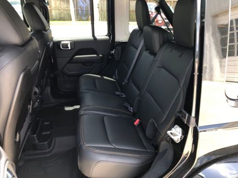 New 2025 Jeep Wrangler Sahara w/ Safety Group image 38