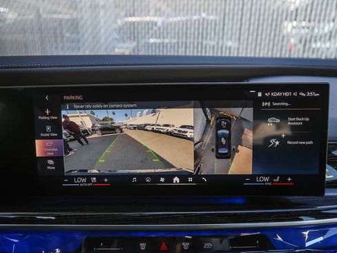 Used 2024 BMW 760i xDrive w/ Premium Package 2 image 20