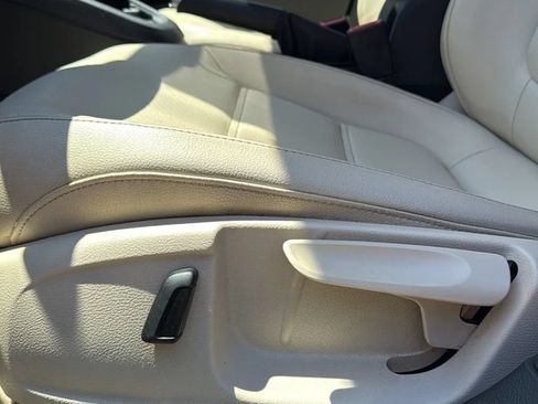 Used 2013 Volkswagen Jetta SE FWD image 15