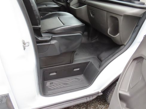 Used 2022 Ford Transit 250 Medium Roof AWD image 22