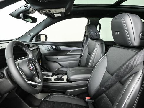 New 2026 Buick Enclave Sport Touring w/ Power Package image 5