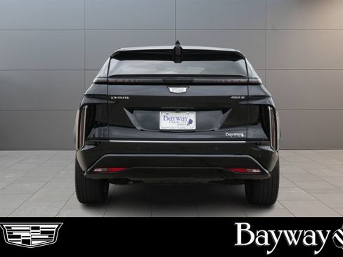 Certified 2024 Cadillac Lyriq Luxury RWD image 7