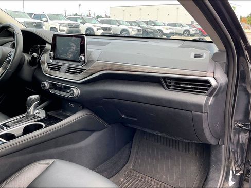 Certified 2022 Nissan Altima 2.5 SL AWD/4WD image 6
