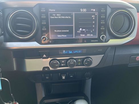 Used 2021 Toyota Tacoma SR5 image 13