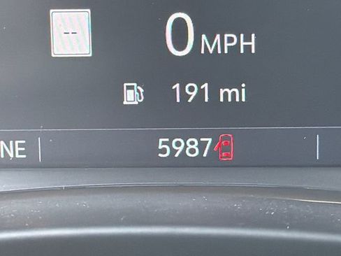 Used 2023 Chevrolet Equinox Premier image 29