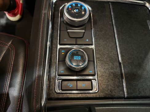 Used 2022 Ford Expedition Max Limited AWD/4WD image 36
