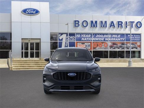 New 2026 Ford Escape SE w/ PHEV Premium Package image 6