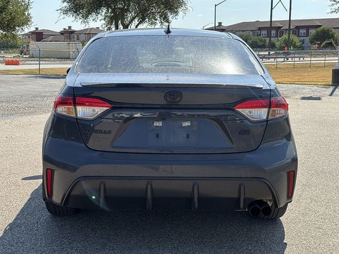 Used 2025 Toyota Corolla SE FWD image 5