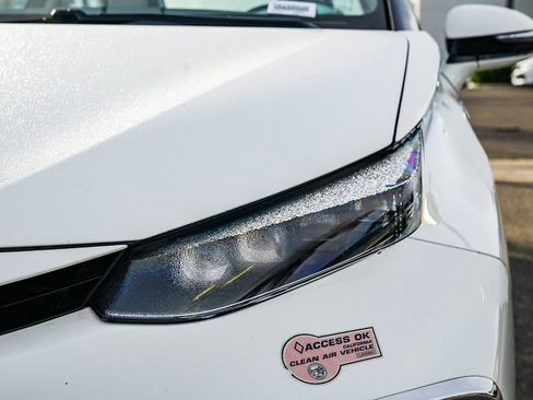 Used 2020 Toyota Mirai image 10
