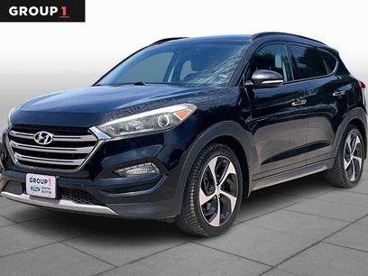 Used 2017 Hyundai Tucson Limited w/ Limited Ultimate Package 03