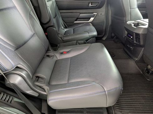 Used 2025 Toyota Sequoia Platinum AWD/4WD image 28