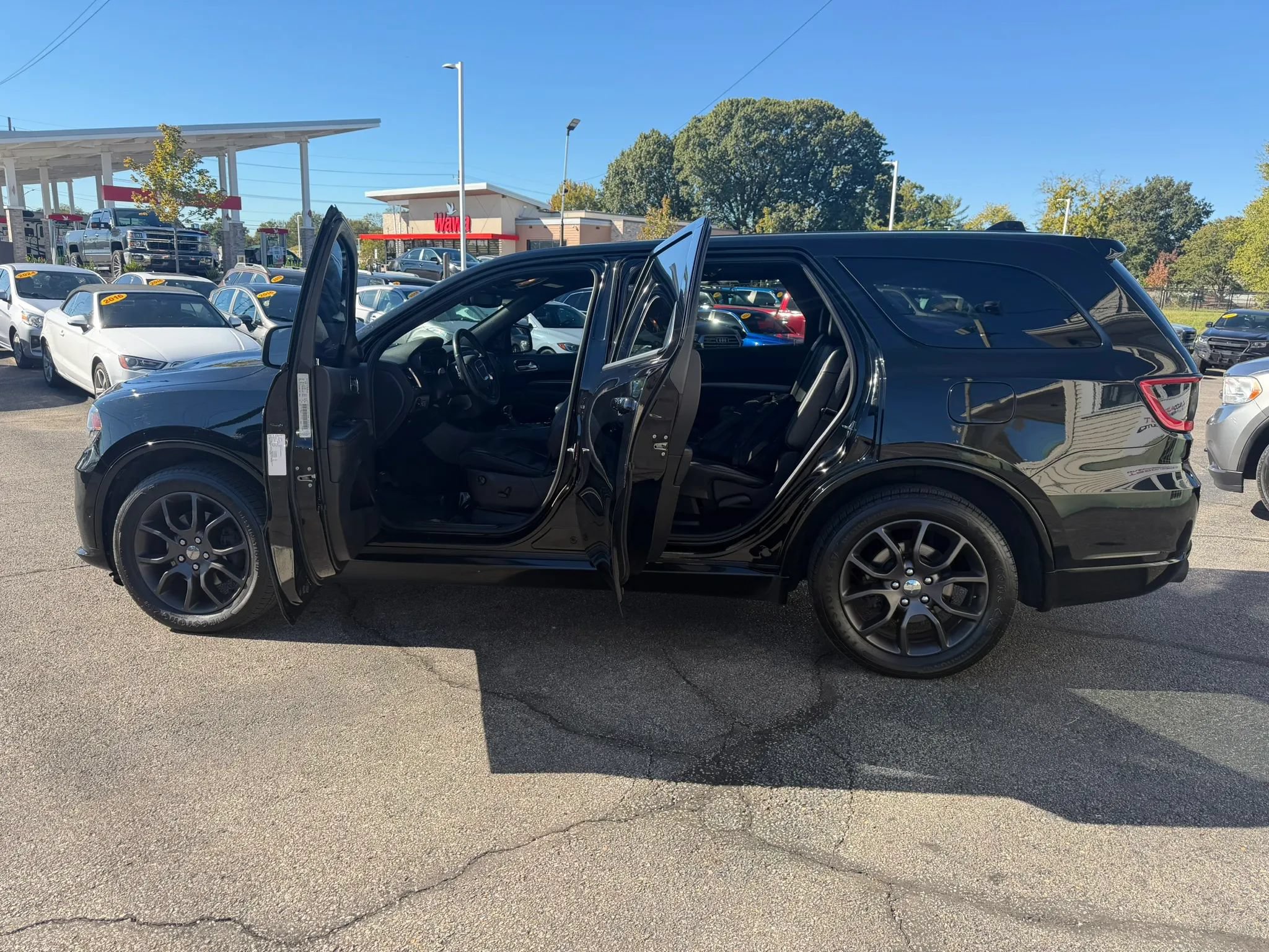 Used 2018 Dodge Durango R/T AWD/4WD image 10