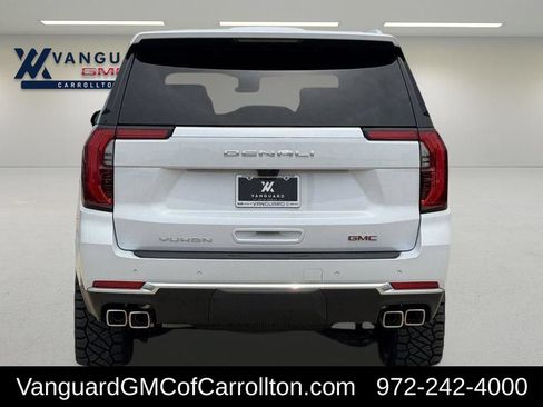 New 2026 GMC Yukon Denali w/ Denali Reserve Package AWD/4WD image 4