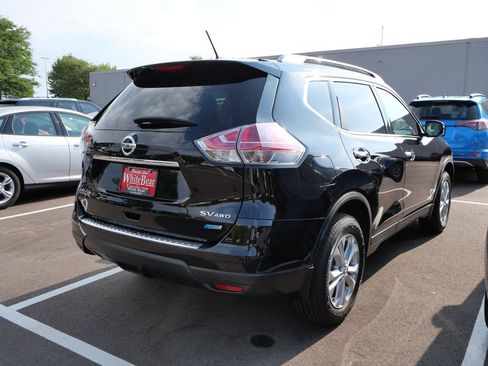 Used 2014 Nissan Rogue SV AWD/4WD image 4