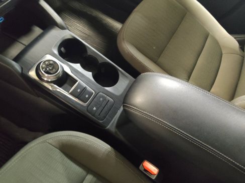 Used 2022 Ford Escape S FWD image 26