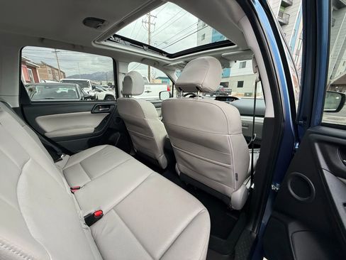 Used 2015 Subaru Forester 2.5i Touring w/ Eyesight & Navigation System image 14