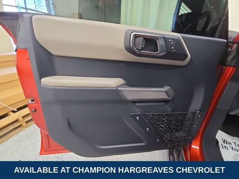 Used 2022 Ford Bronco Wildtrak image 30