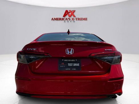 Used 2023 Honda Civic Sport image 4