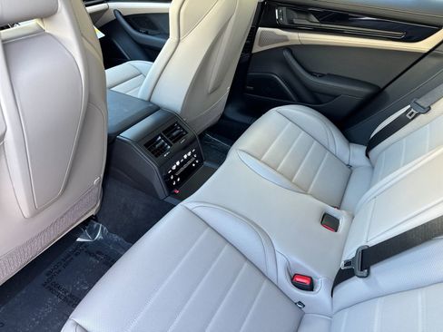 New 2026 Porsche Panamera 4 image 14