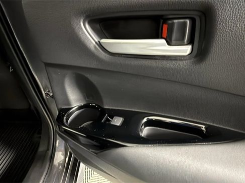 Used 2023 Toyota Corolla SE image 31