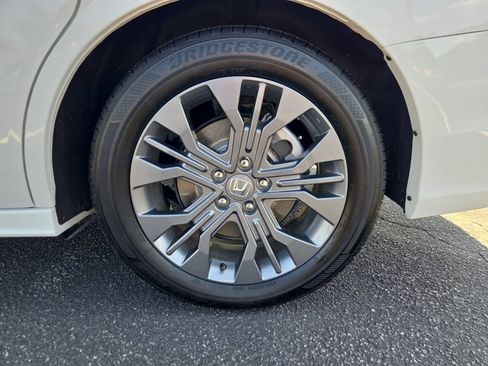 Used 2026 Honda Odyssey Touring image 22