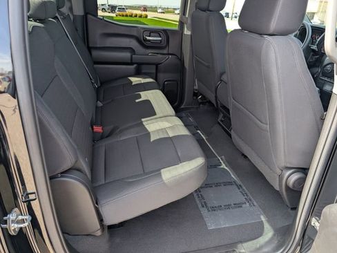 Used 2023 Chevrolet Silverado 1500 Custom image 5