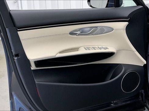 New 2026 Genesis GV70 2.5T AWD/4WD image 10