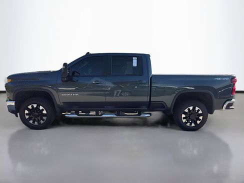 Used 2020 Chevrolet Silverado 2500 LT w/ All Star Edition image 6