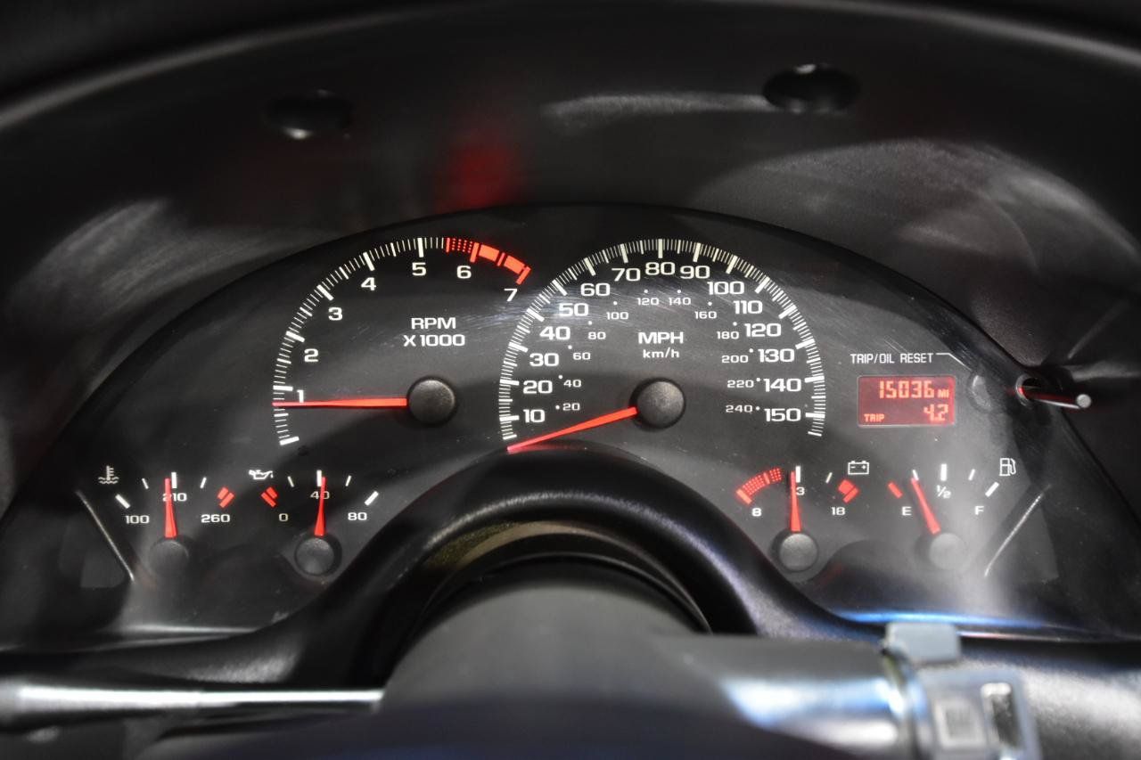 Used 2002 Chevrolet Camaro Z28 w/ SS Performance/Appearance Pkg RWD image 27