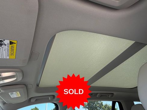 Certified 2025 Volvo XC90 T8 Plus AWD/4WD image 29