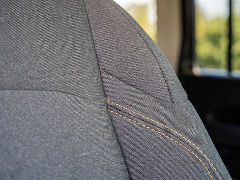 Used 2024 Jeep Wrangler Unlimited w/ Convenience Group image 12