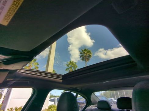 Used 2019 BMW 330i Sedan w/ Convenience Package image 21