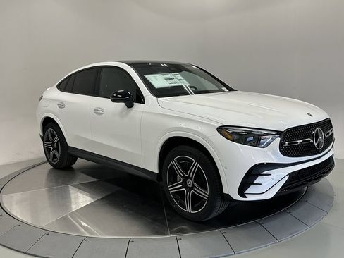 New 2026 Mercedes-Benz GLC 300 4MATIC image 2