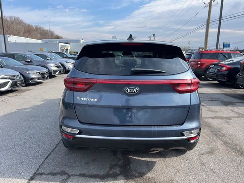 Used 2020 Kia Sportage LX image 4
