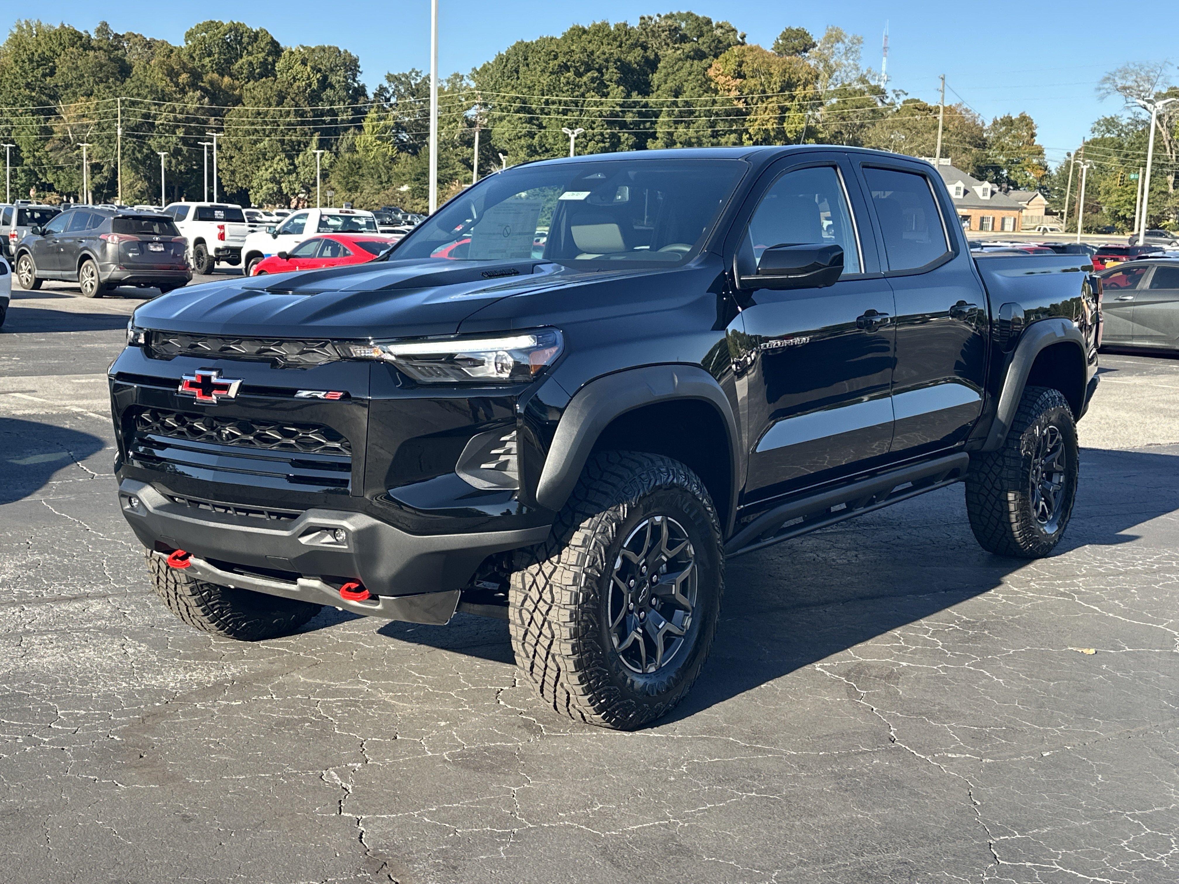 New 2026 Chevrolet Colorado ZR2 w/ Technology Package AWD/4WD image 5