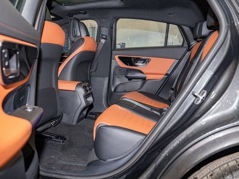 Used 2026 Mercedes-Benz GLC 43 AMG 4MATIC Coupe image 22