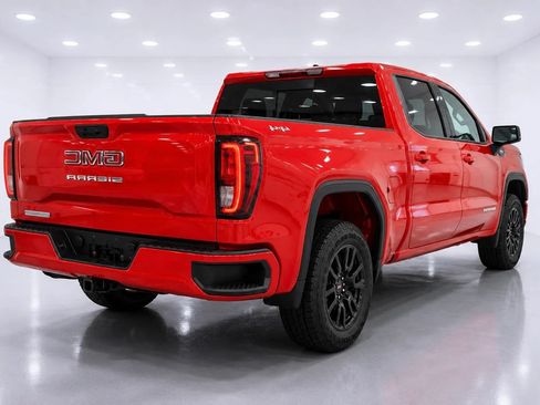 Used 2023 GMC Sierra 1500 Elevation AWD/4WD image 5