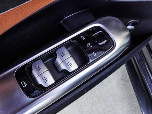 Used 2023 Mercedes-Benz C 300 4MATIC Sedan w/ AMG Line w/ Night Package image 35