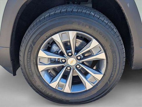 New 2026 Chevrolet Equinox LT image 9