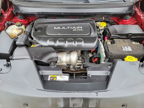 Used 2016 Jeep Cherokee Sport image 20