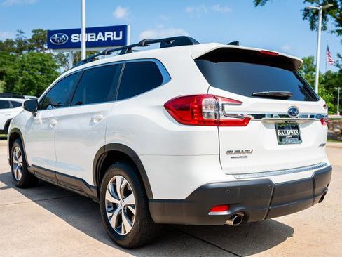 Certified 2024 Subaru Ascent Premium w/ Convenience Package AWD/4WD image 4